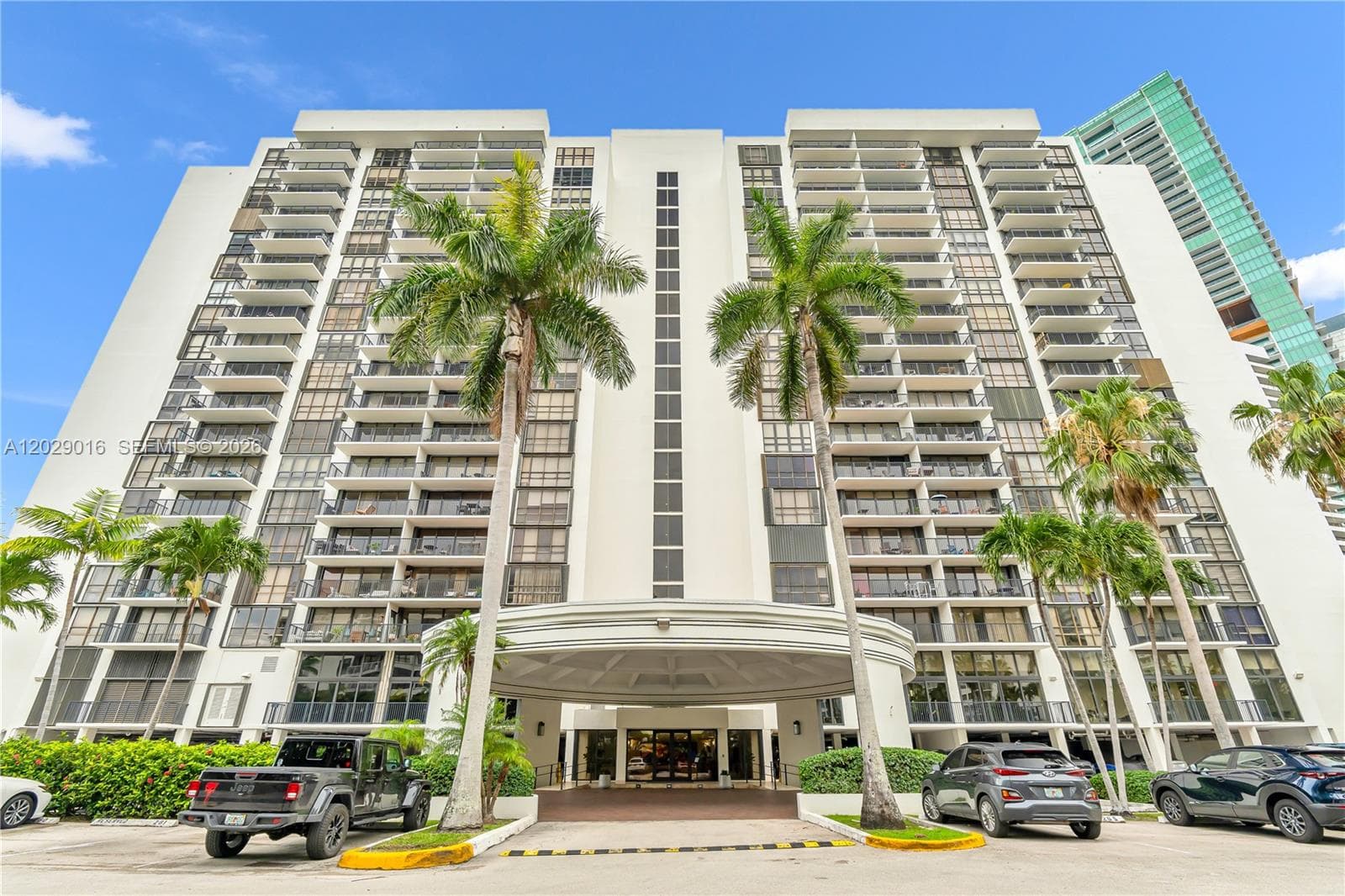 1450 Brickell Bay Dr # 1815, Miami FL 33131 — 1