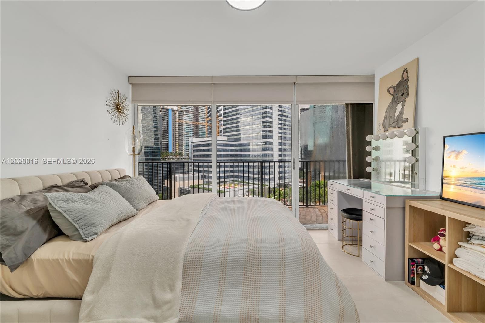 1450 Brickell Bay Dr # 1815, Miami FL 33131 — 25