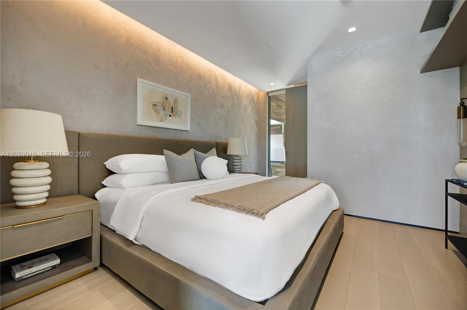 508 W Dilido Dr, Miami Beach FL 33139 — 38