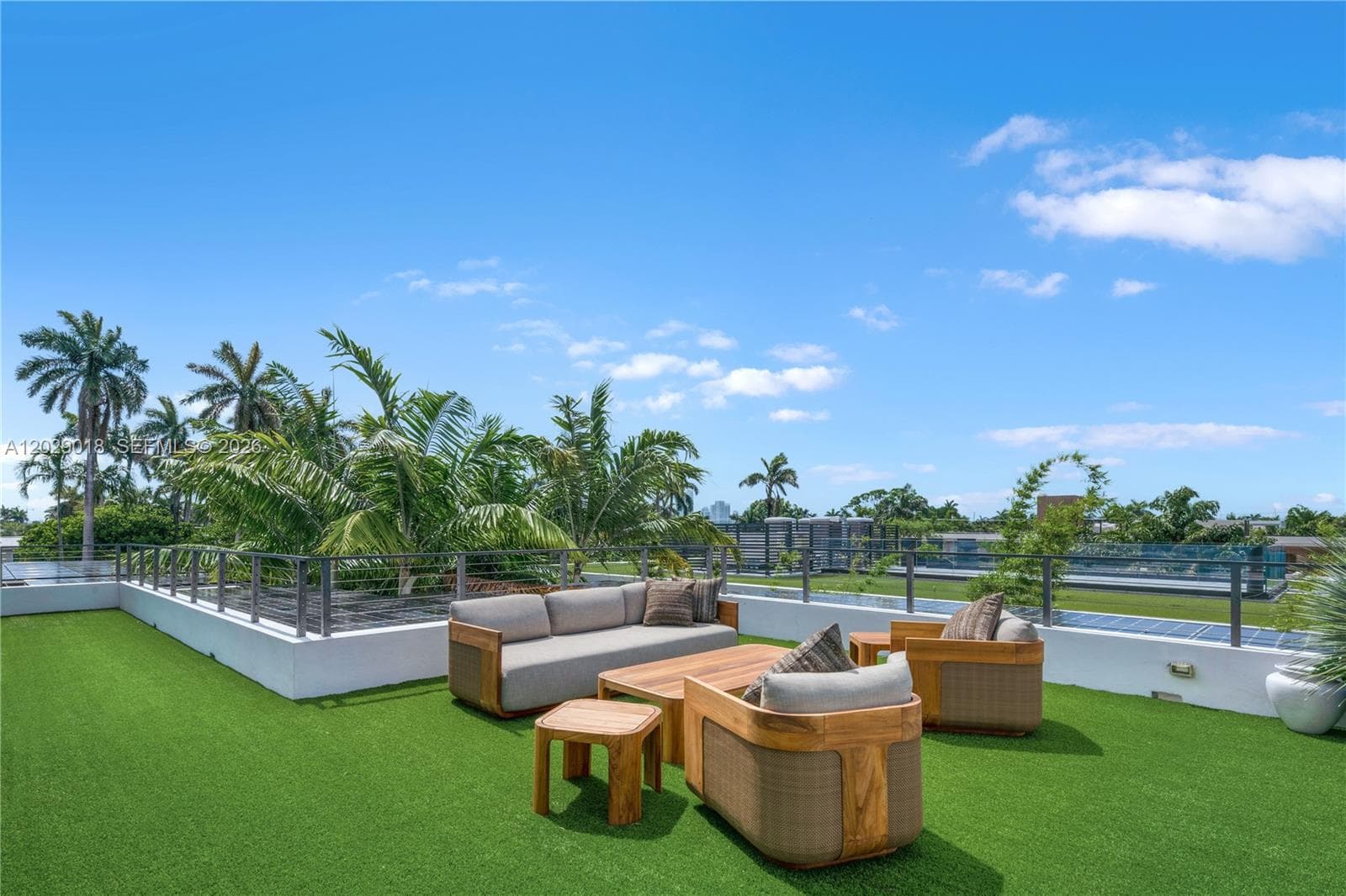 508 W Dilido Dr, Miami Beach FL 33139 — 40