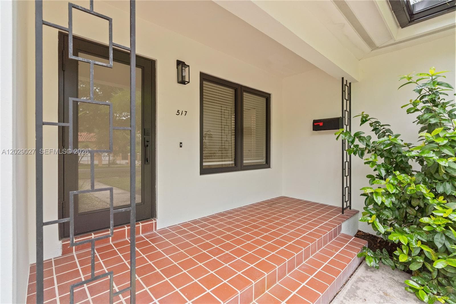 517 Palermo Ave, Coral Gables FL 33134 — 32