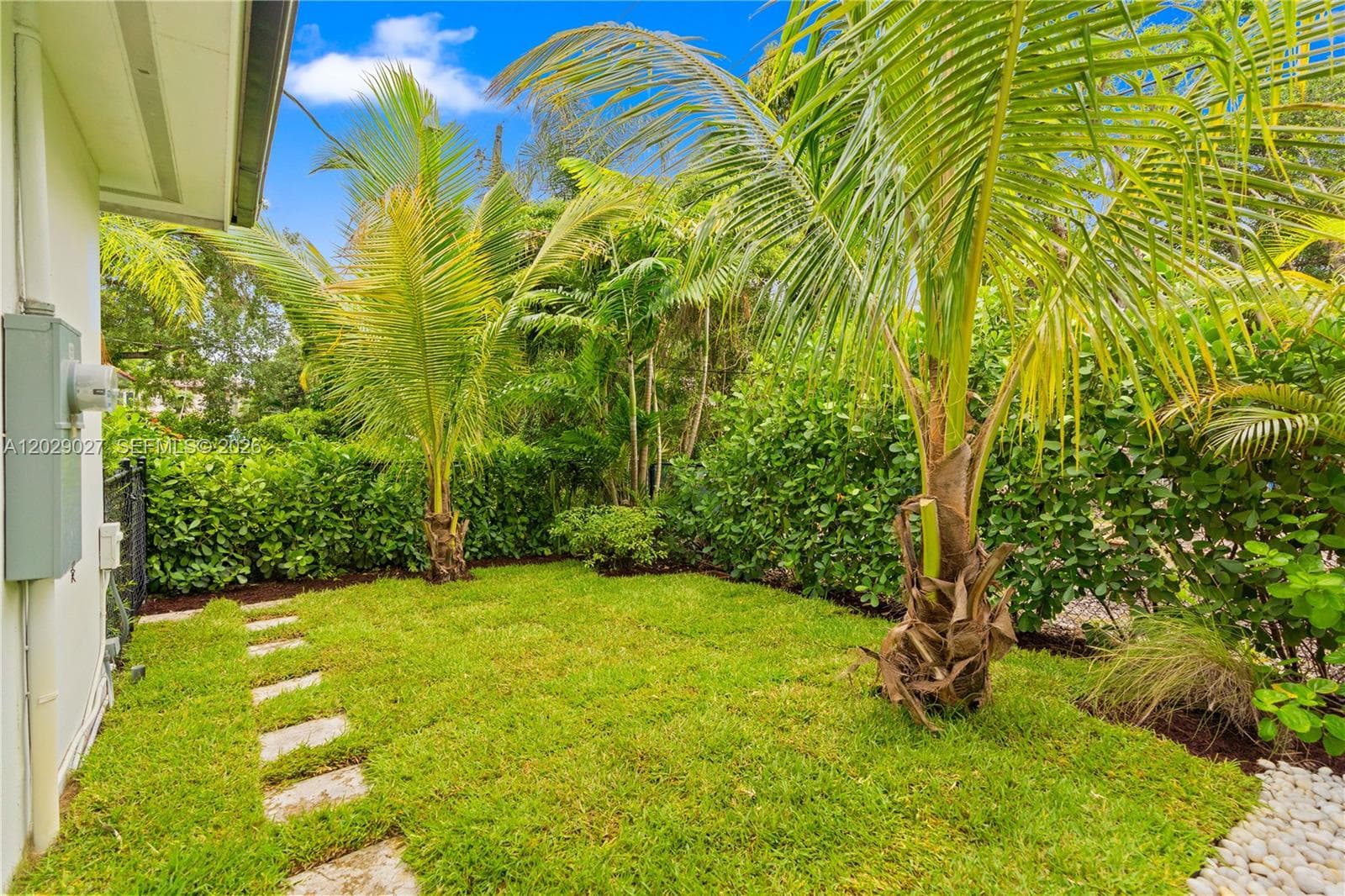 517 Palermo Ave, Coral Gables FL 33134 — 8