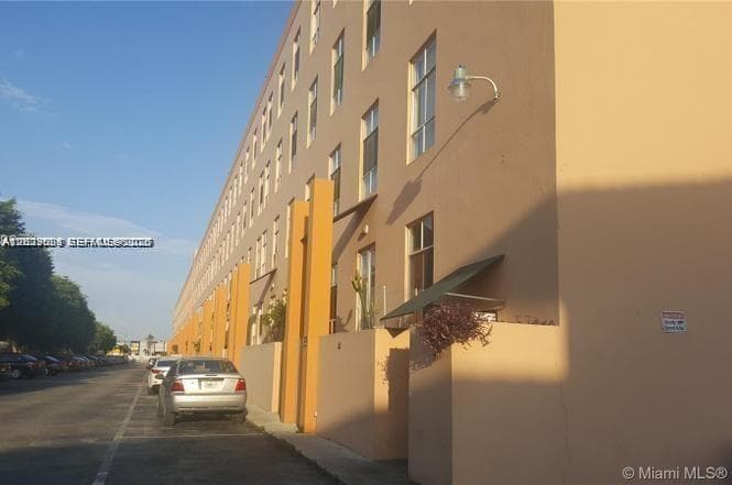 7420 W 20th Ave # 151, Hialeah FL 33016 — 2