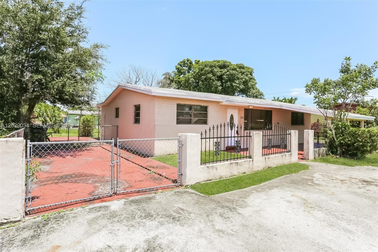 731 NW 175th Dr, Miami Gardens FL 33169 — 1