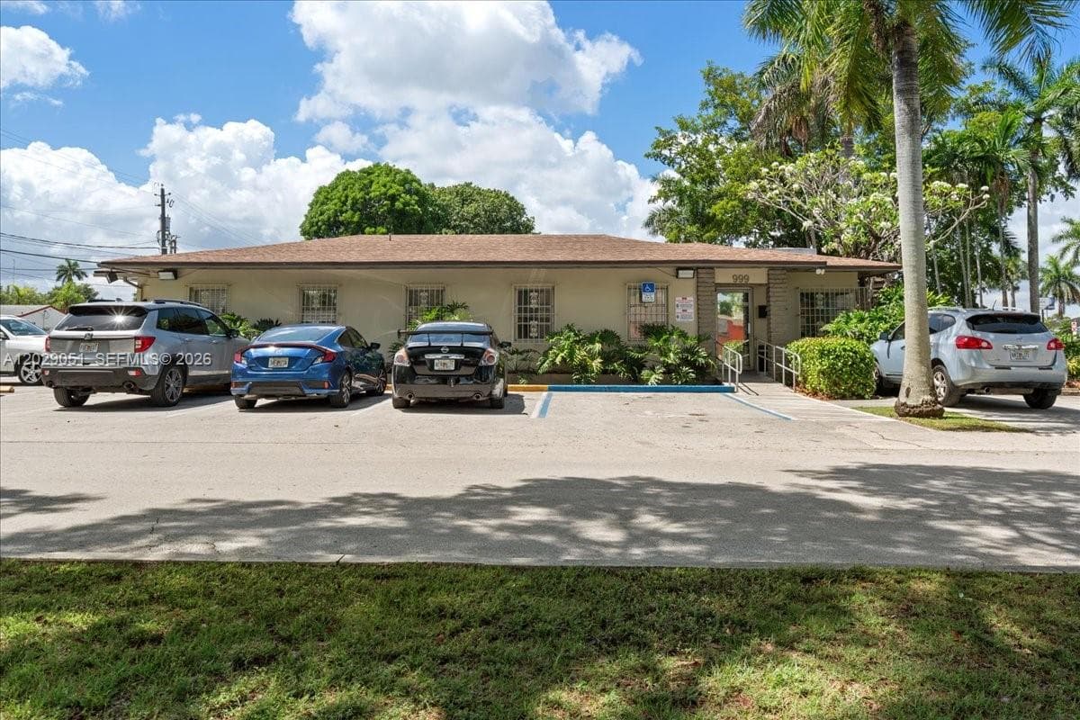 999 N Krome Ave, Homestead FL 33030 — 33