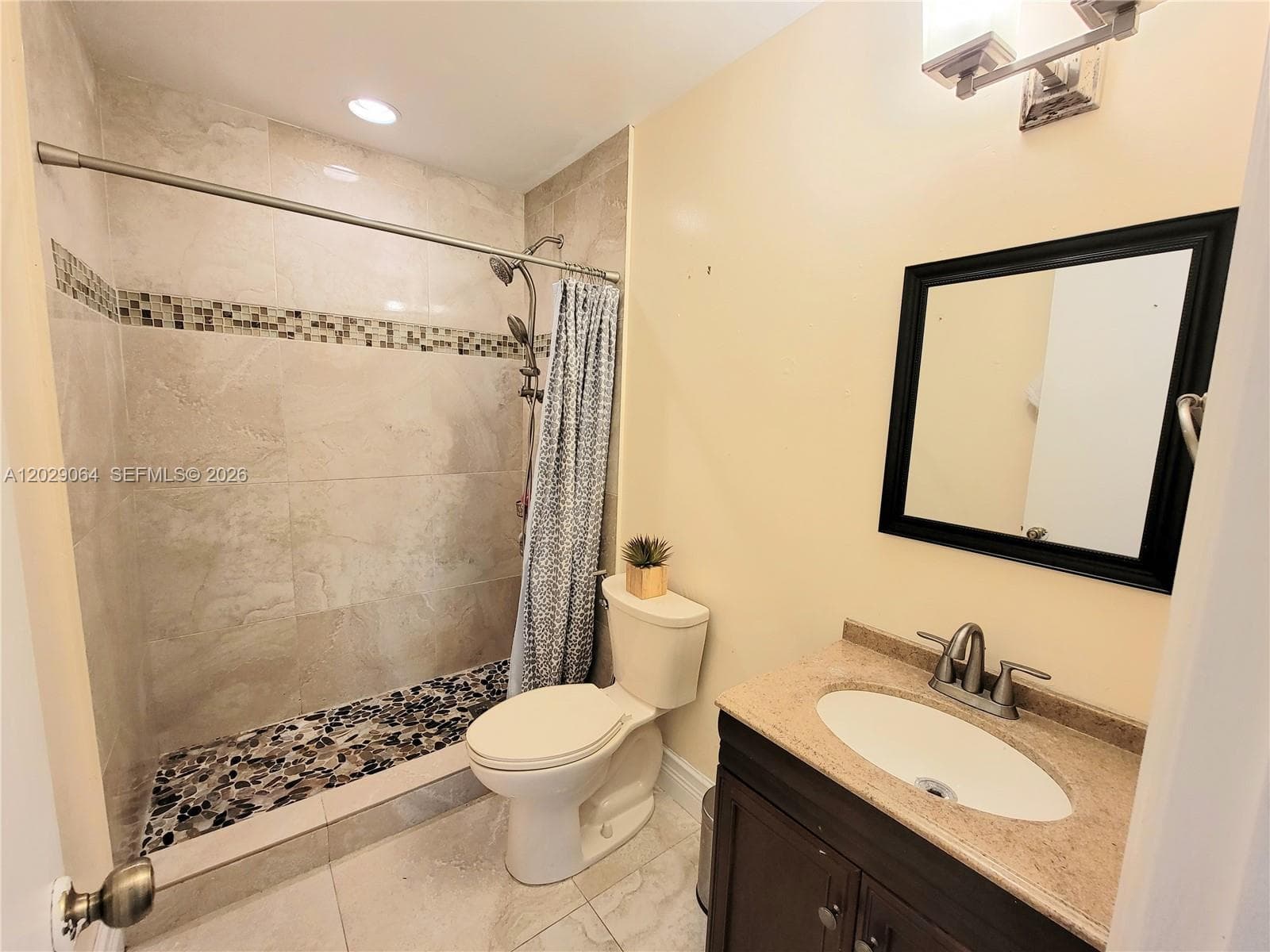 5267 NW 186th Ln, Miami Gardens FL 33055 — 5