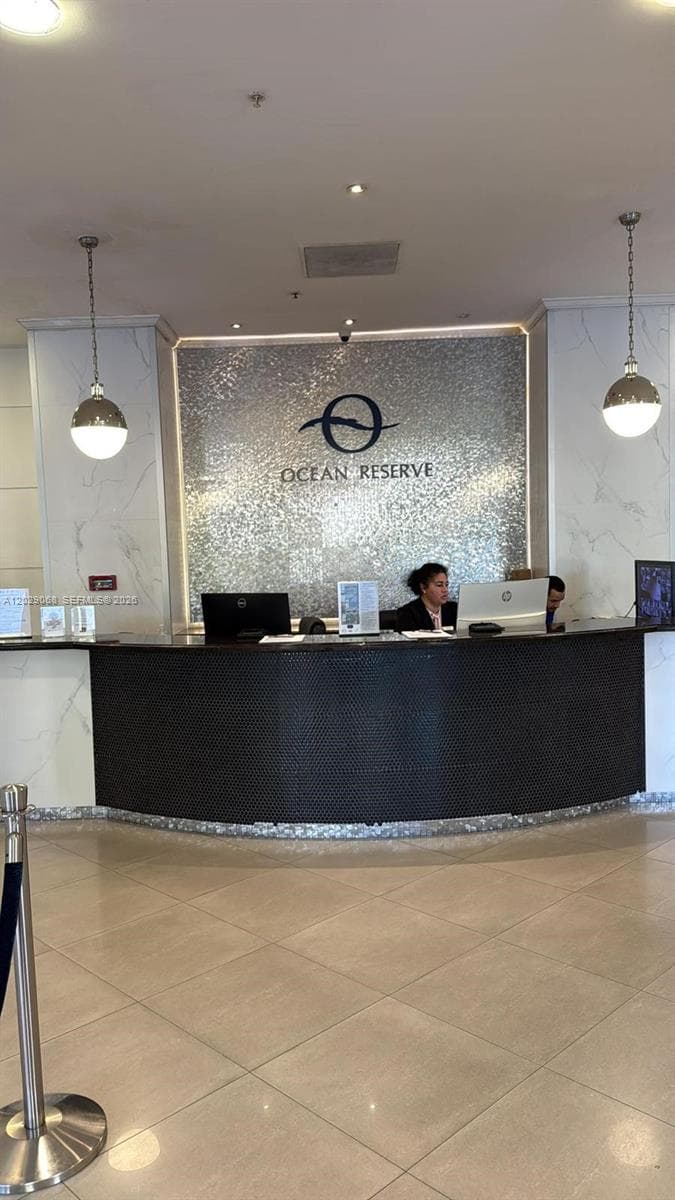 19370 Collins Ave # 1005, Sunny Isles Beach FL 33160 — 1