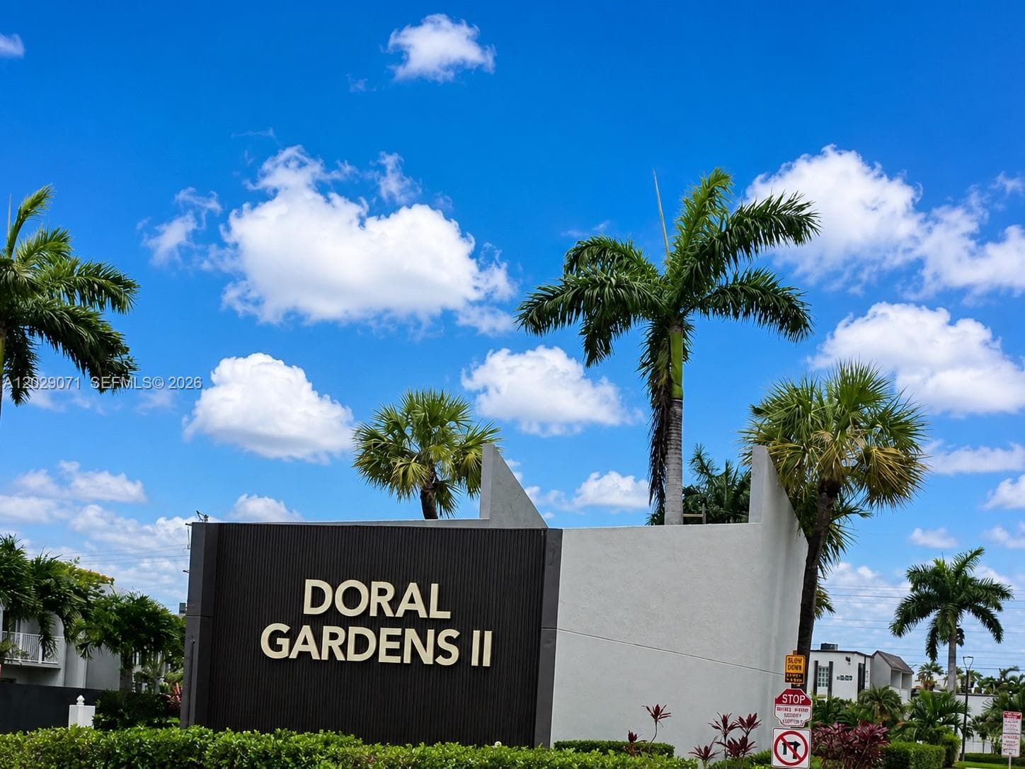 5241 Geneva Way # 202, Doral FL 33166 — 5
