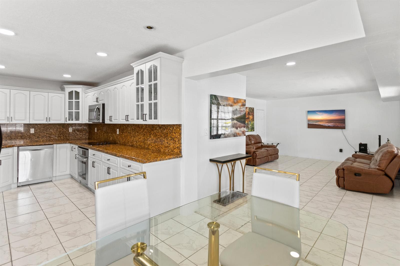 1450 W 37th Street, Hialeah FL 33012 — 23