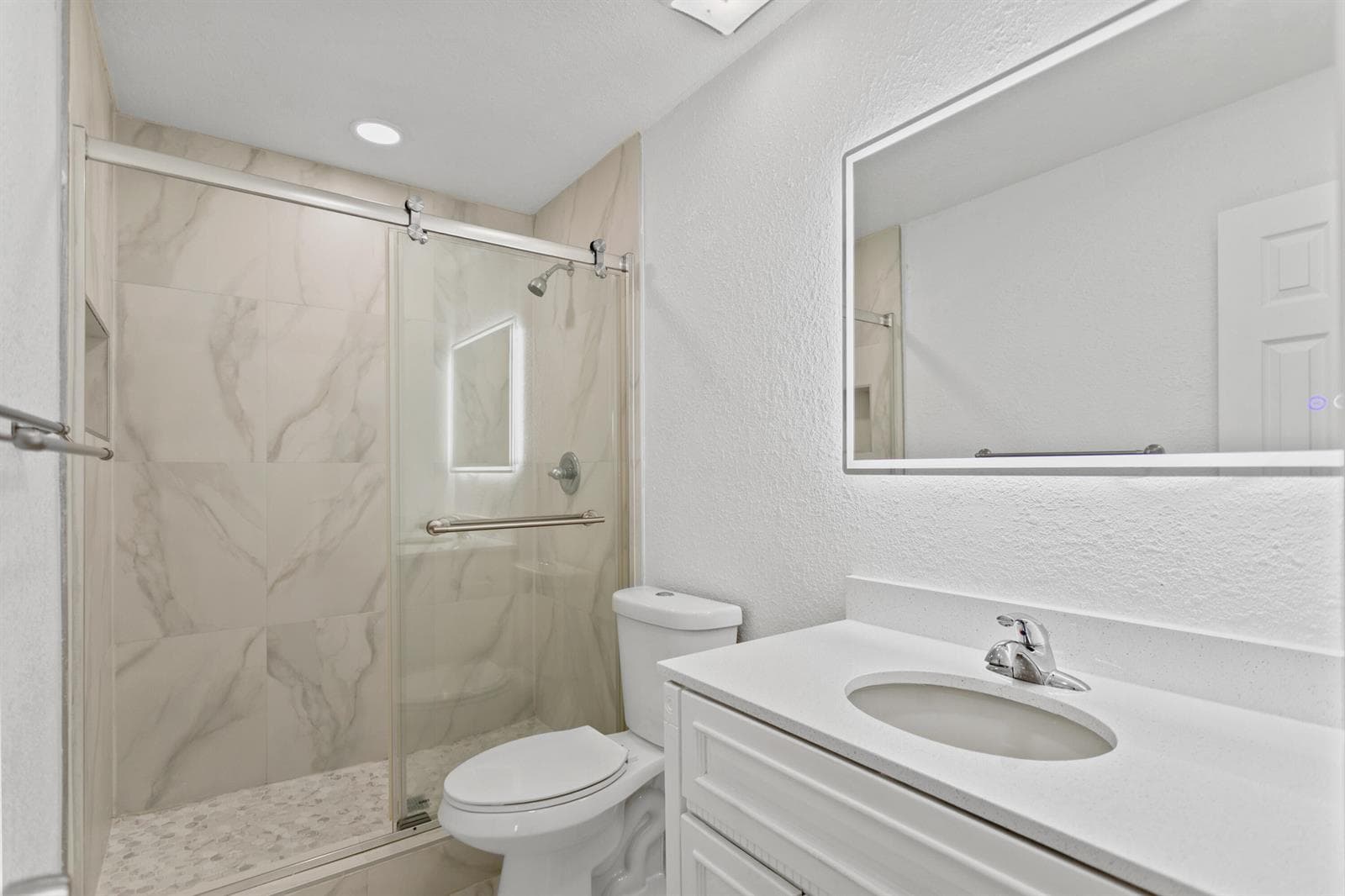 1450 W 37th Street, Hialeah FL 33012 — 46