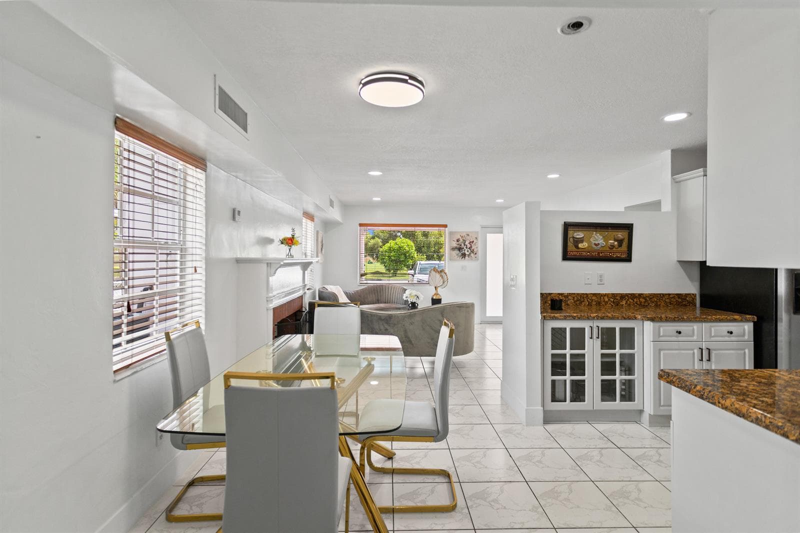 1450 W 37th Street, Hialeah FL 33012 — 7