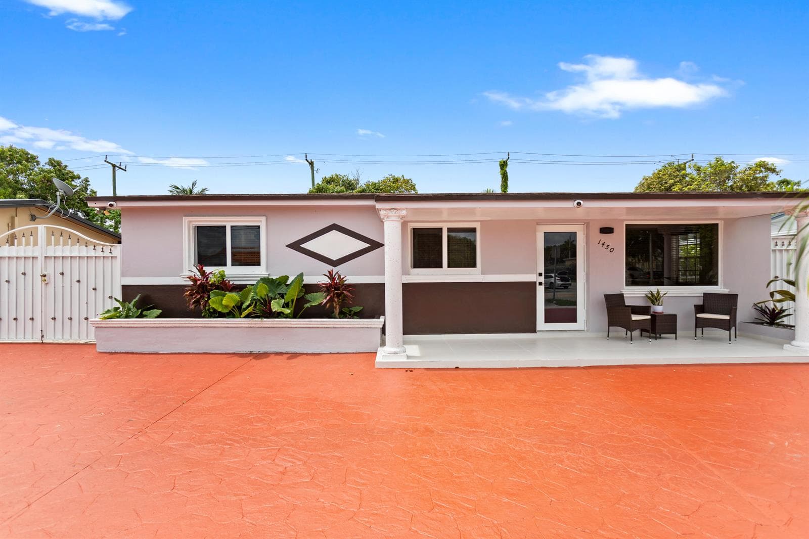 1450 W 37th Street, Hialeah FL 33012 — 1