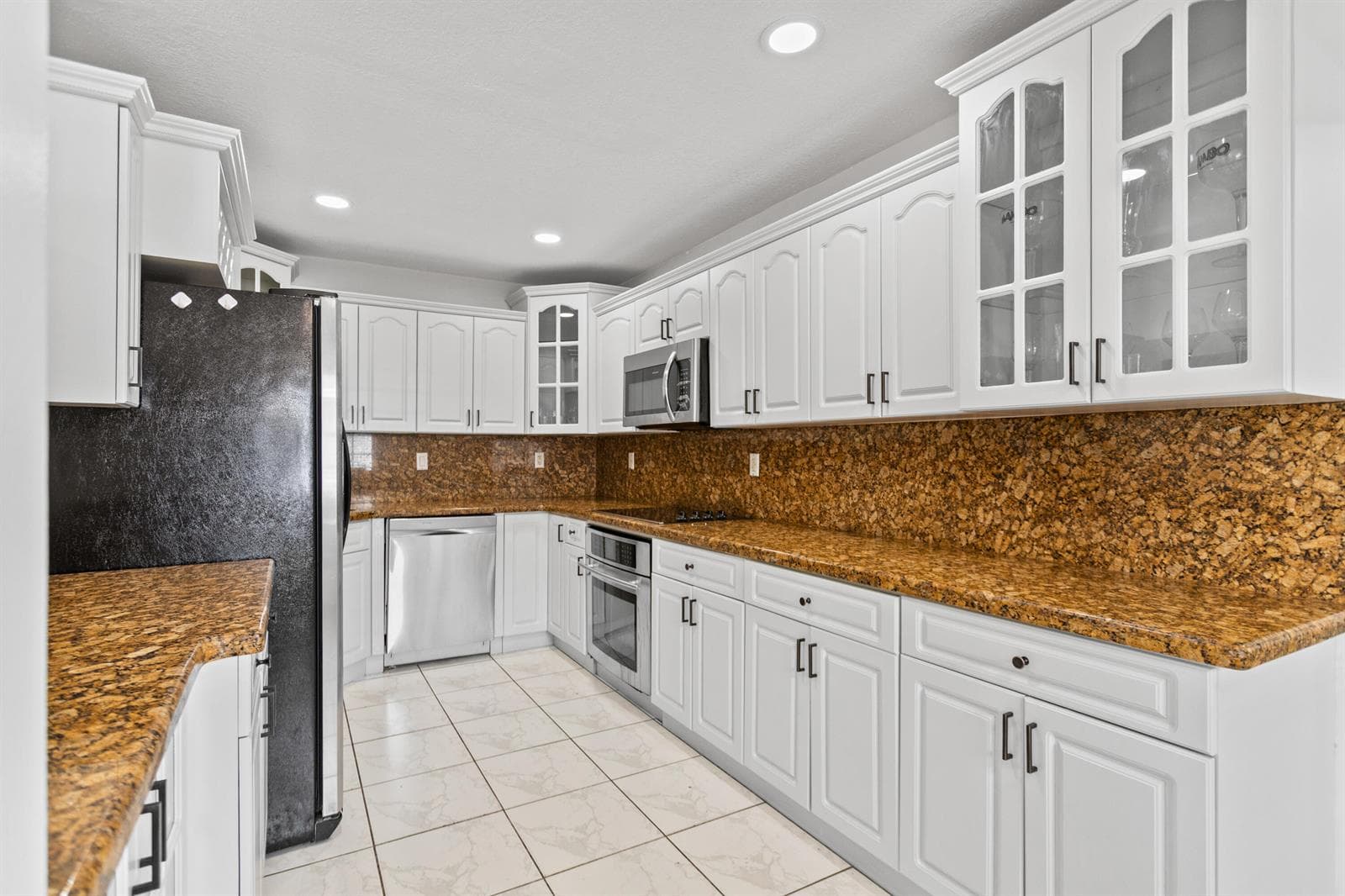 1450 W 37th Street, Hialeah FL 33012 — 24