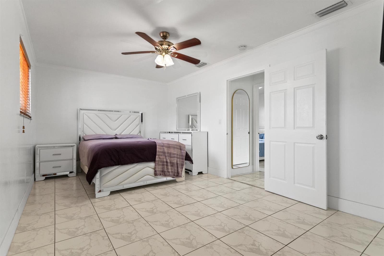 1450 W 37th Street, Hialeah FL 33012 — 30