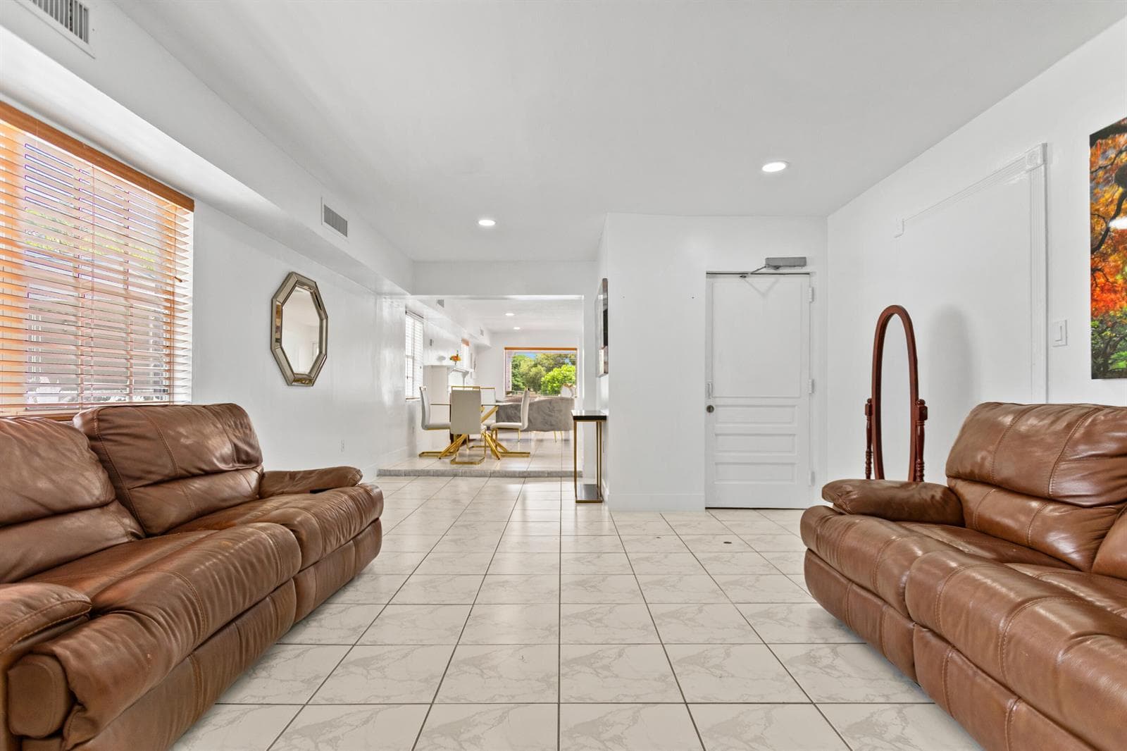 1450 W 37th Street, Hialeah FL 33012 — 14