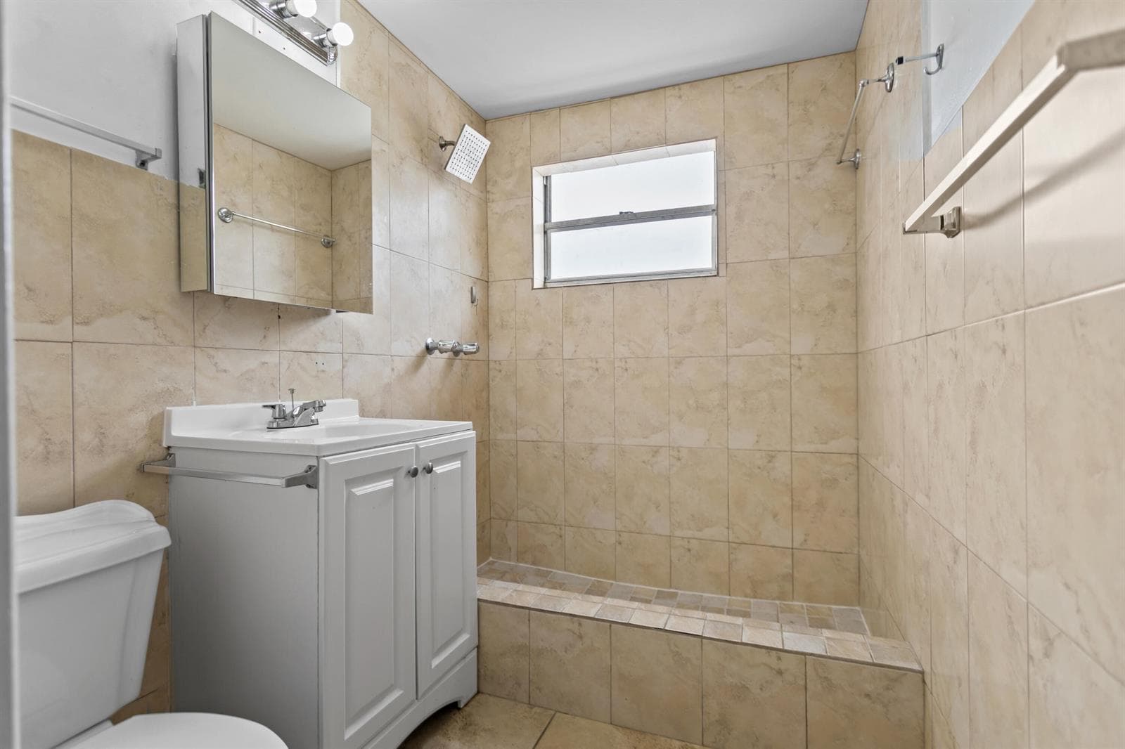 1450 W 37th Street, Hialeah FL 33012 — 45
