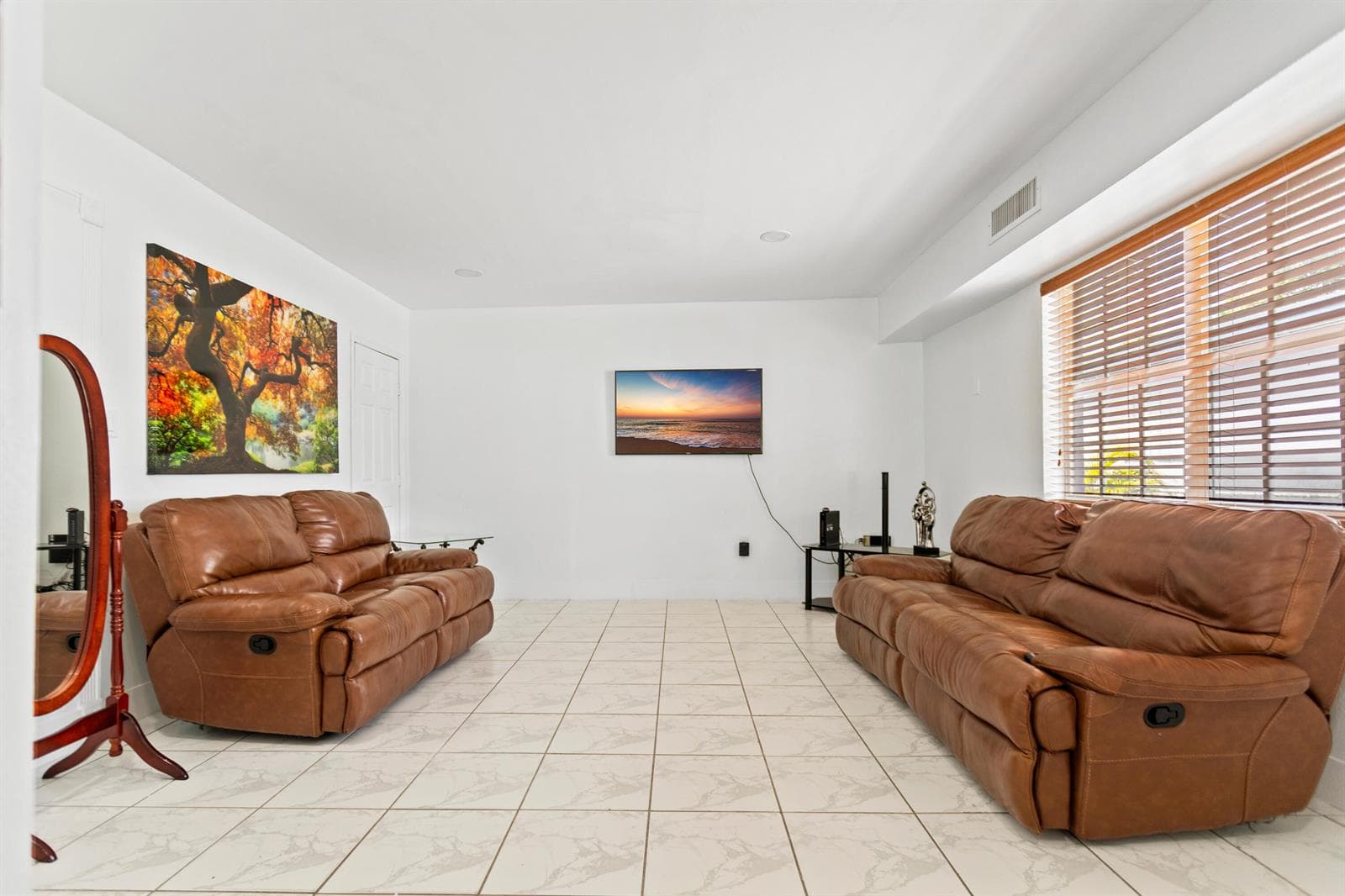 1450 W 37th Street, Hialeah FL 33012 — 15