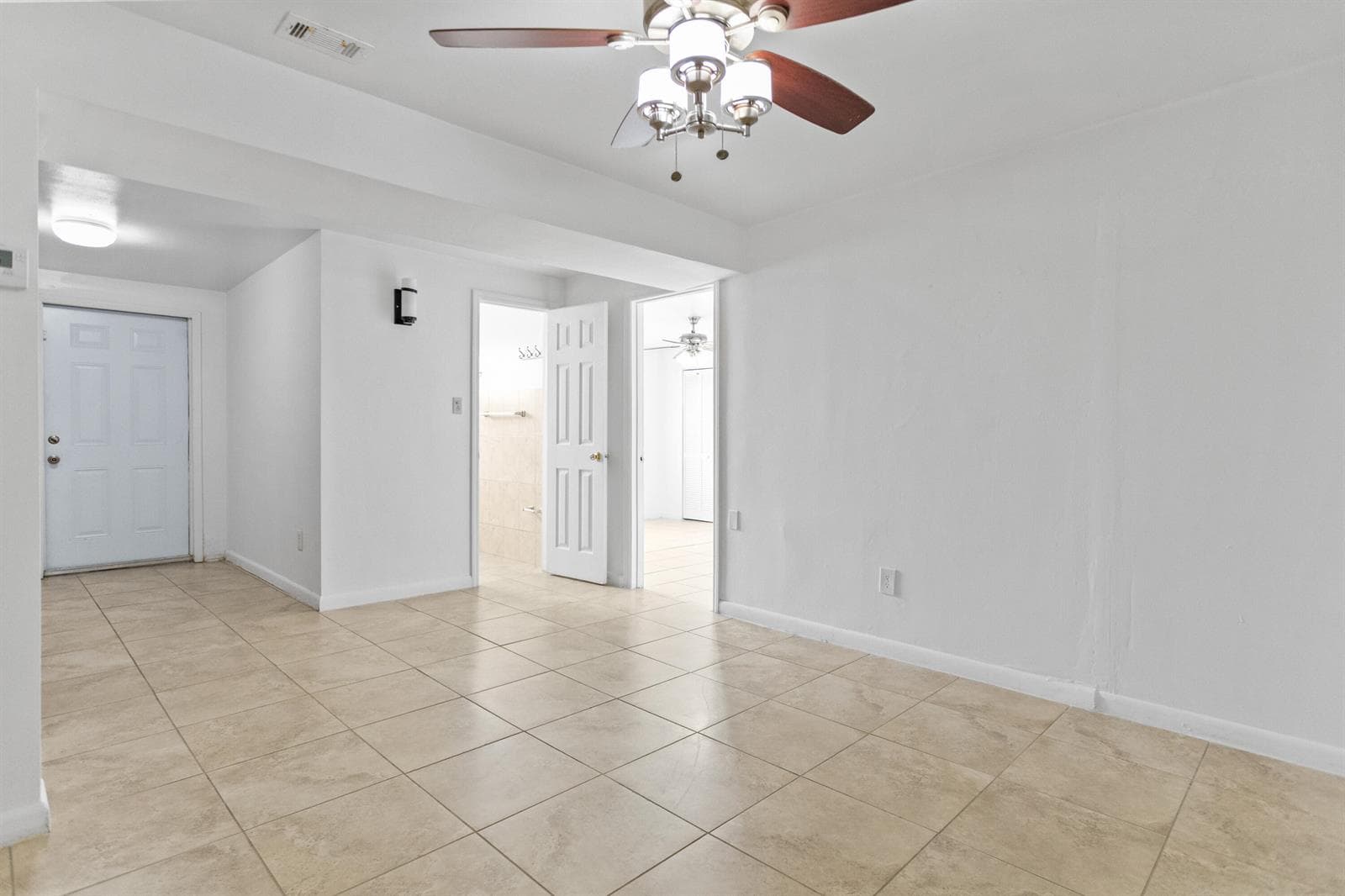 1450 W 37th Street, Hialeah FL 33012 — 29