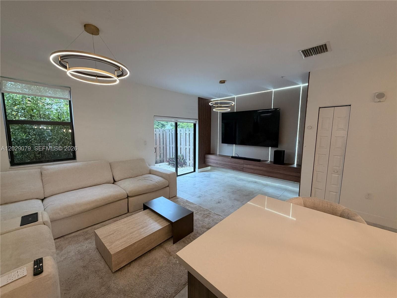 10407 NW 82nd St # 9, Doral FL 33178 — 12