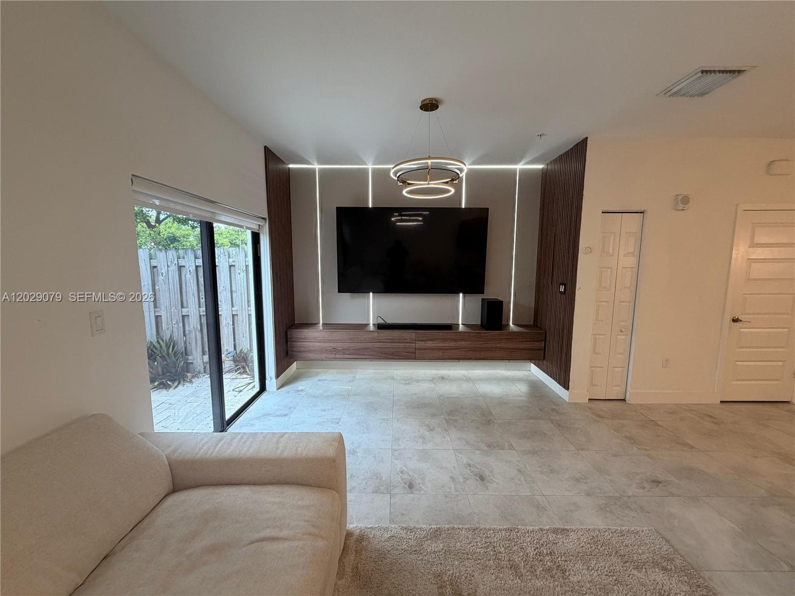 10407 NW 82nd St # 9, Doral FL 33178 — 14