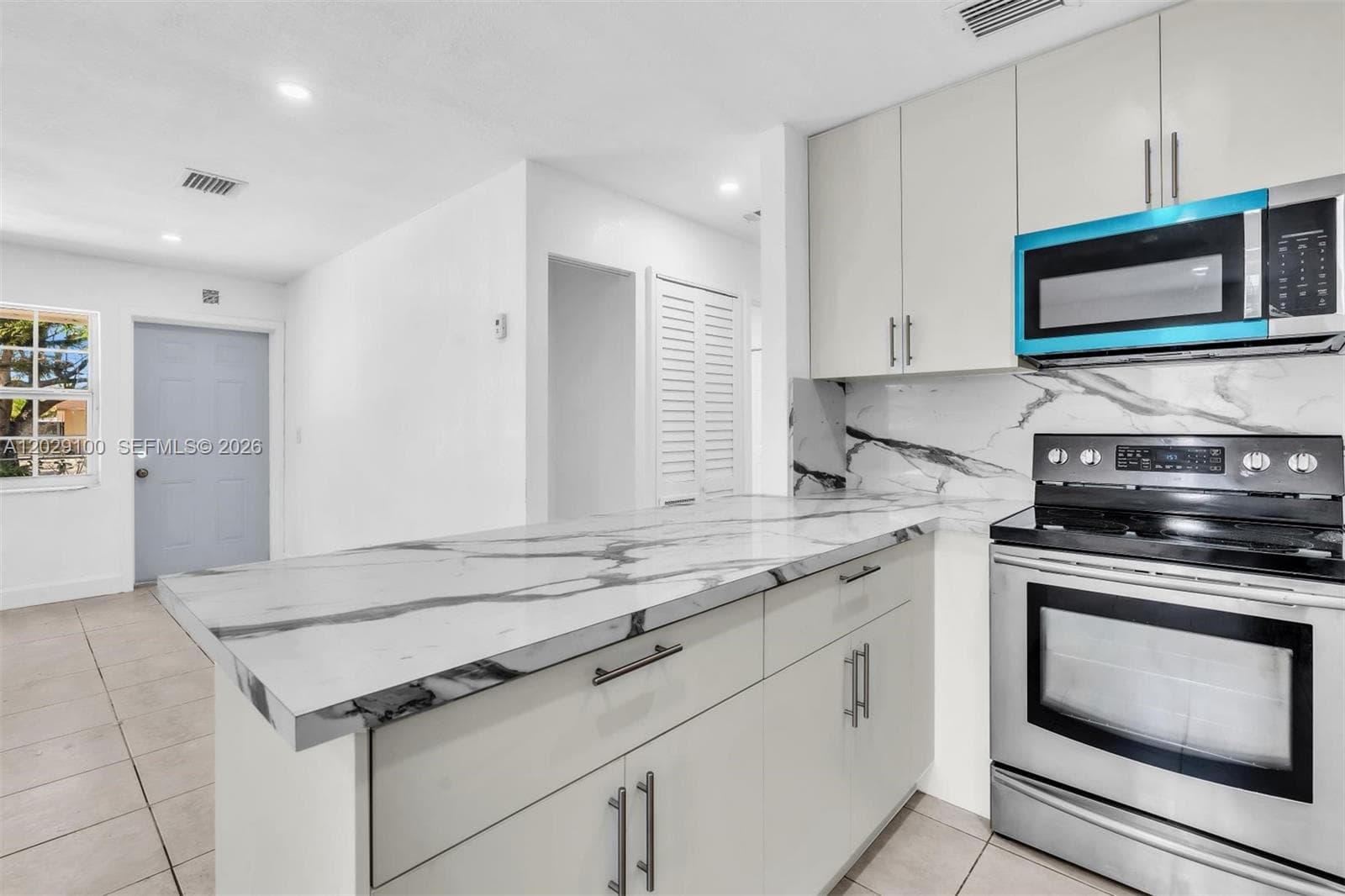 11790 SW 34th St, Miami FL 33175 — 17