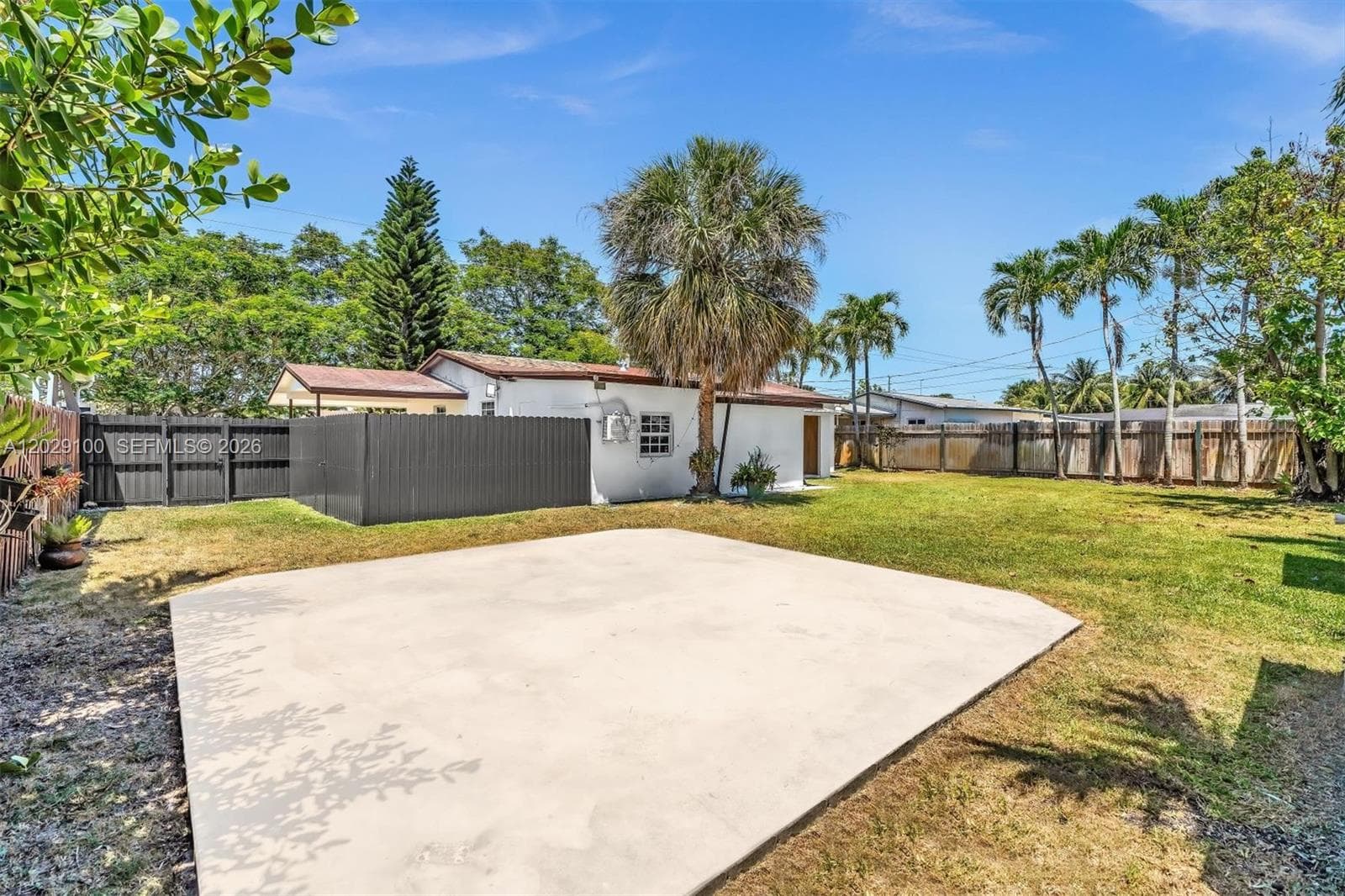 11790 SW 34th St, Miami FL 33175 — 50