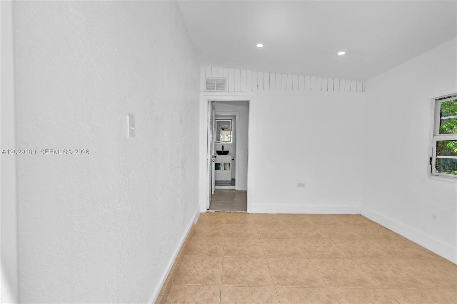 11790 SW 34th St, Miami FL 33175 — 35