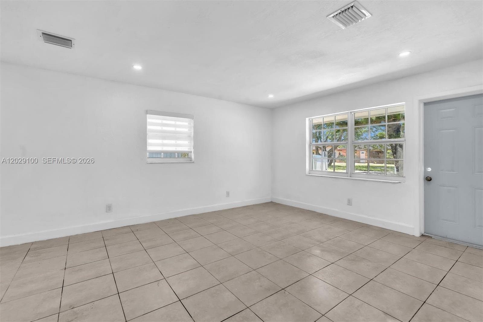 11790 SW 34th St, Miami FL 33175 — 25