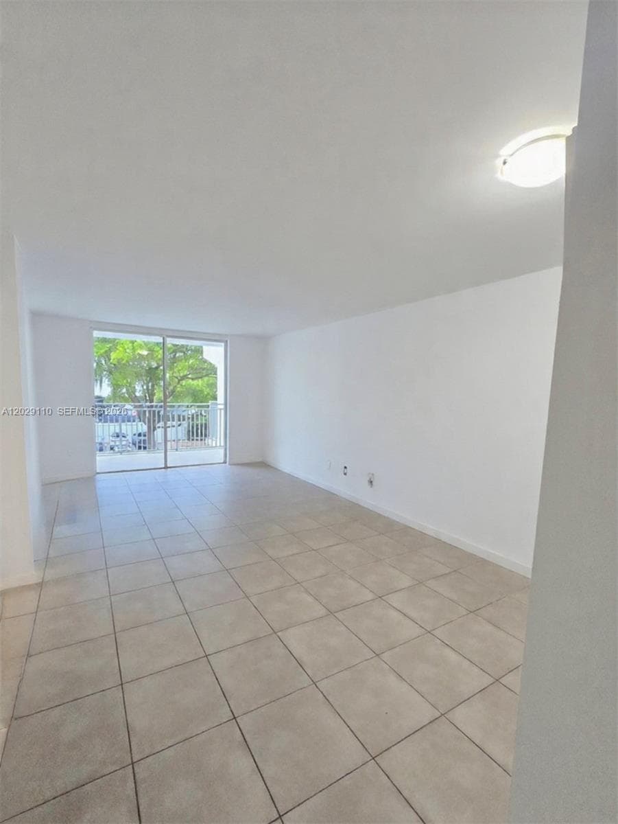 750 NE 64th St # B316, Miami FL 33138 — 17