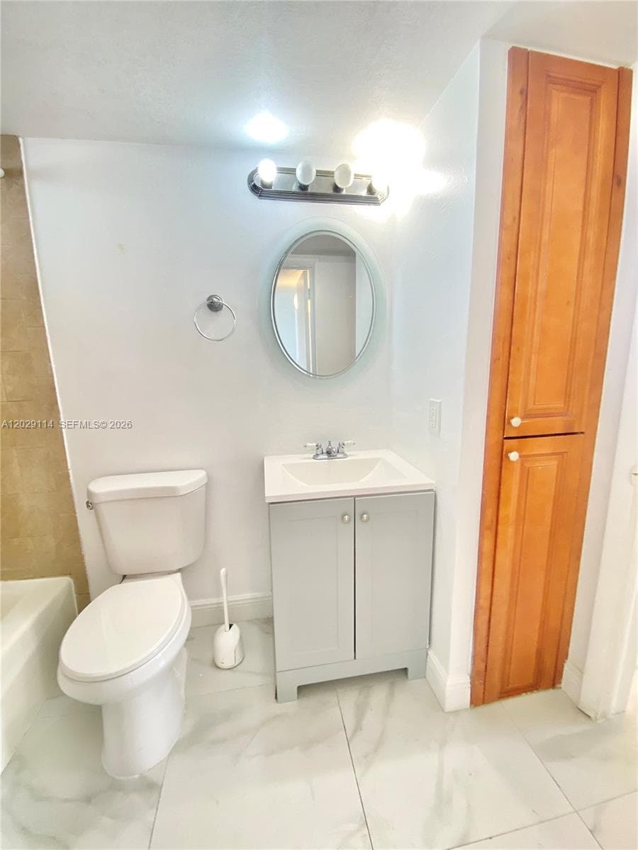 2920 Point East Dr # N611, Aventura FL 33160 — 13