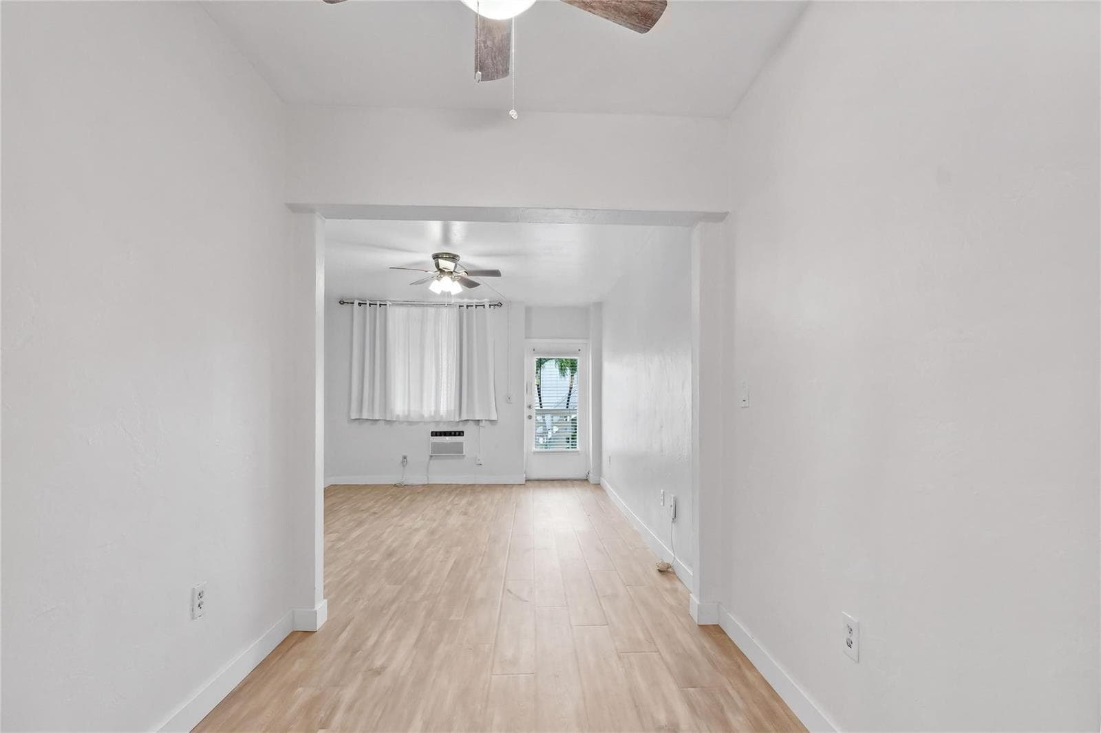 900 Euclid Avenue # 5, Miami Beach FL 33139 — 5