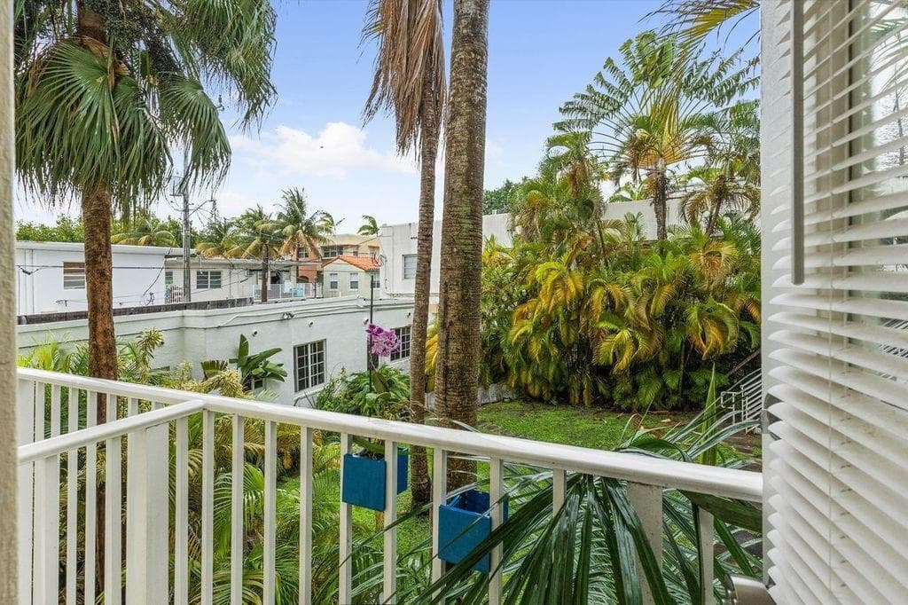 900 Euclid Avenue # 5, Miami Beach FL 33139 — 8
