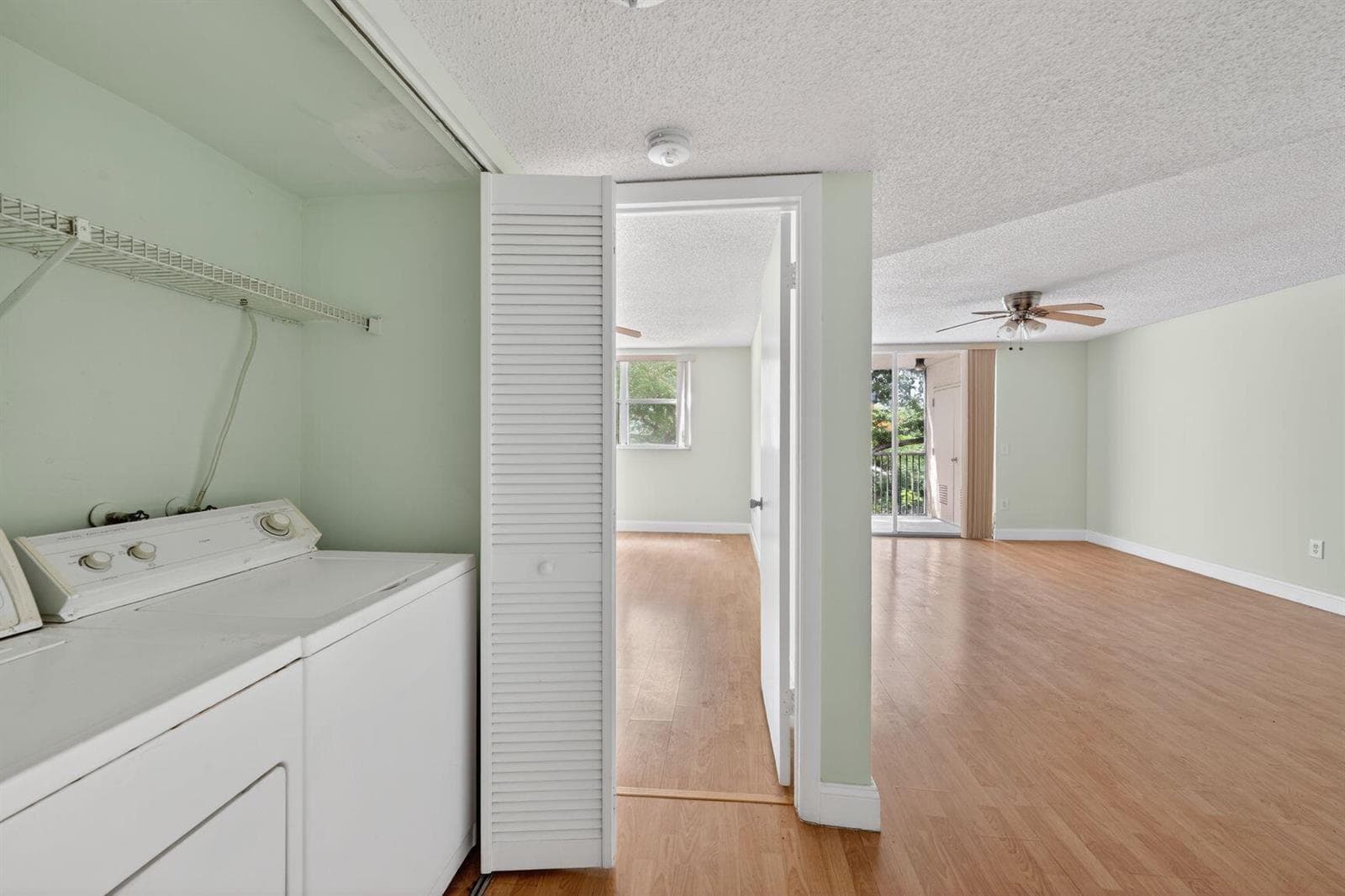 8373 Lake Drive Apt 307, Doral FL 33166 — 10