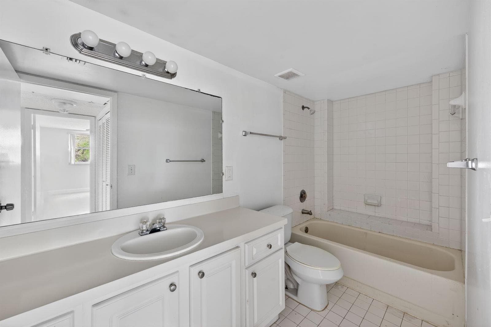 8373 Lake Drive Apt 307, Doral FL 33166 — 11
