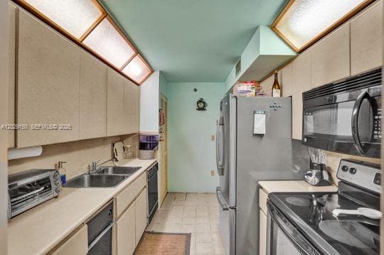 151 SE 15th Rd # 502, Miami FL 33129 — 10