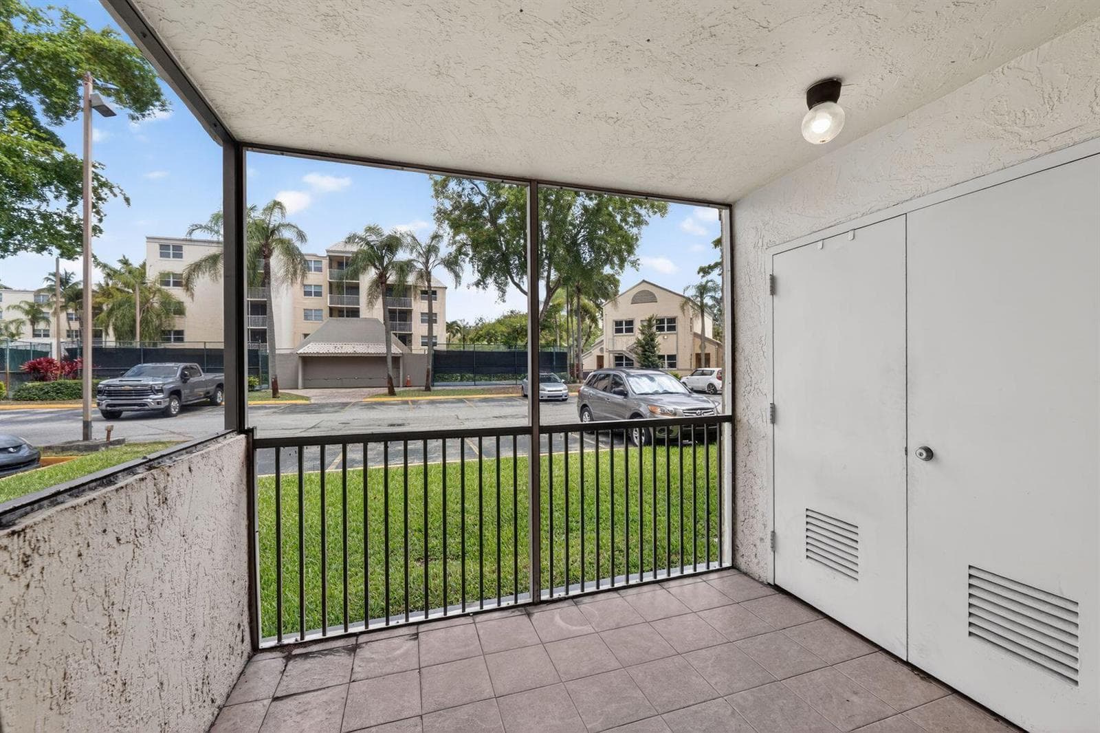 8373 Lake Drive # 101, Doral FL 33166 — 6