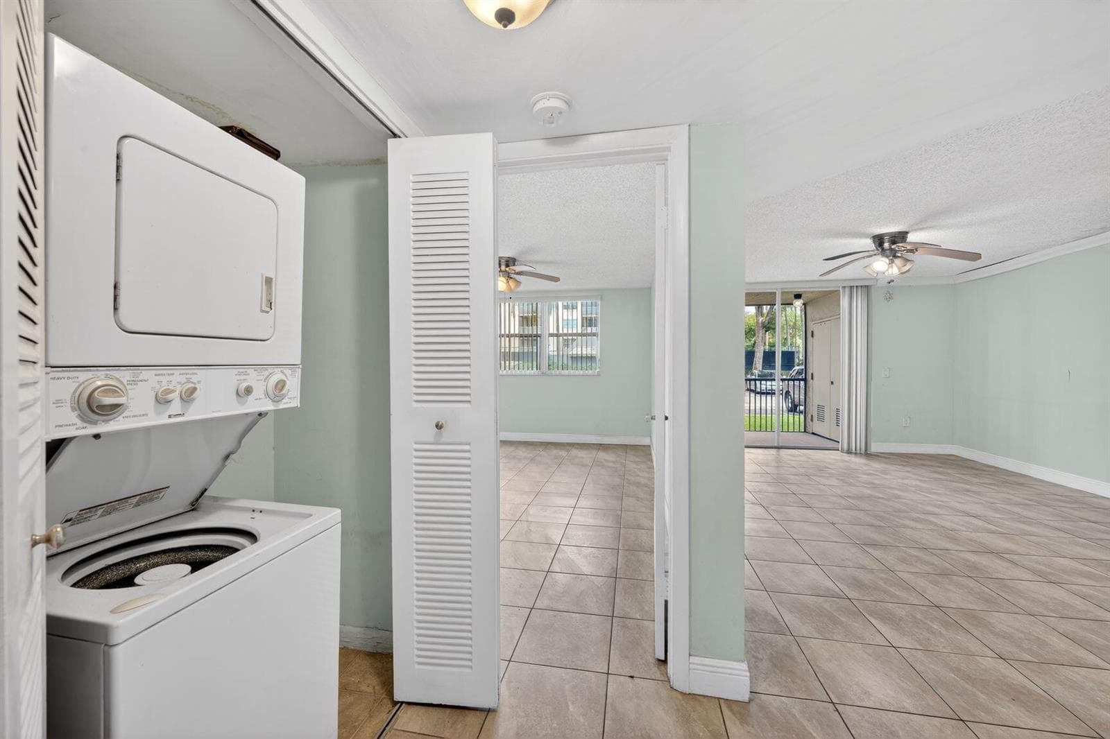8373 Lake Drive # 101, Doral FL 33166 — 7
