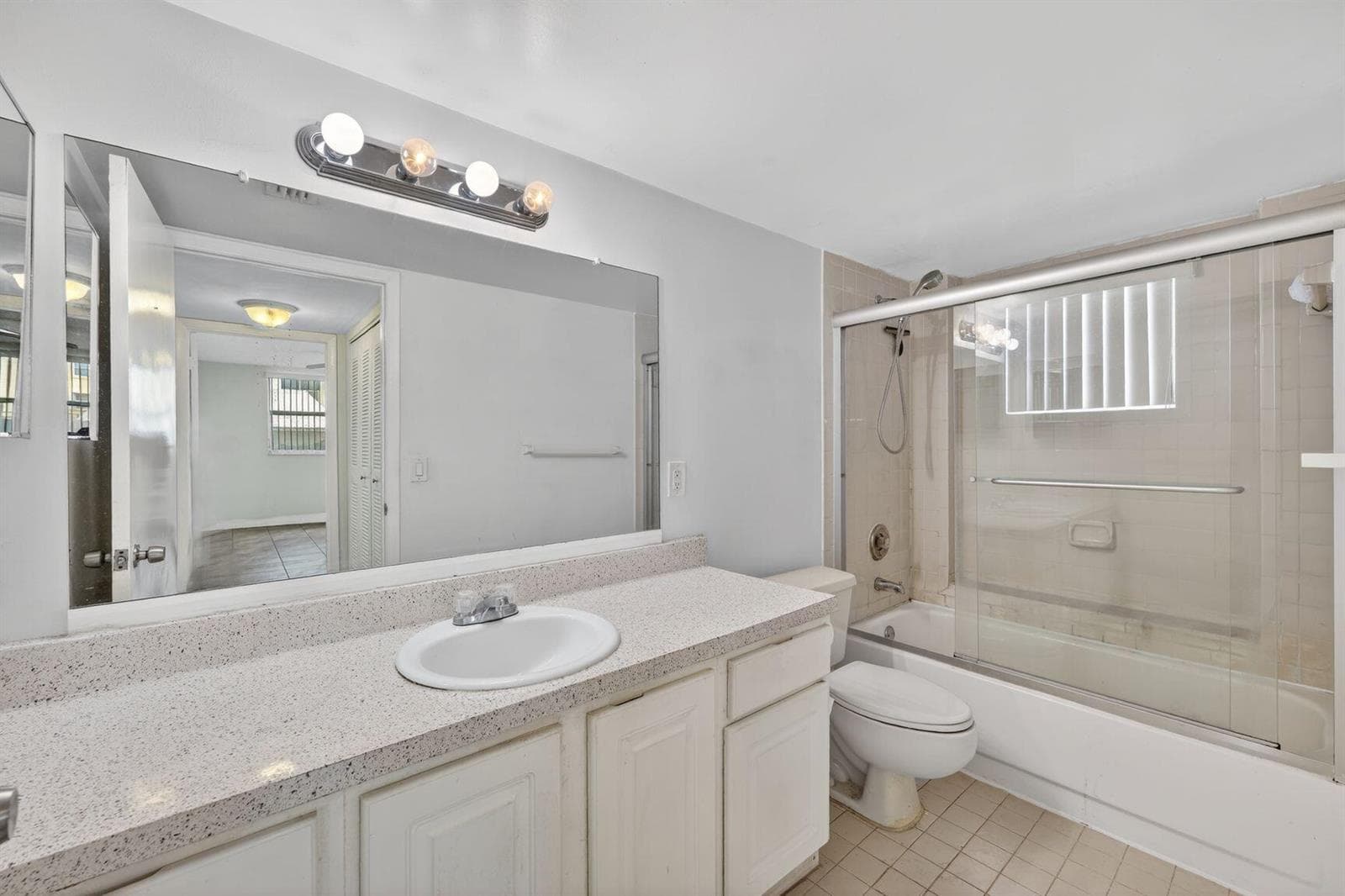 8373 Lake Drive # 101, Doral FL 33166 — 8