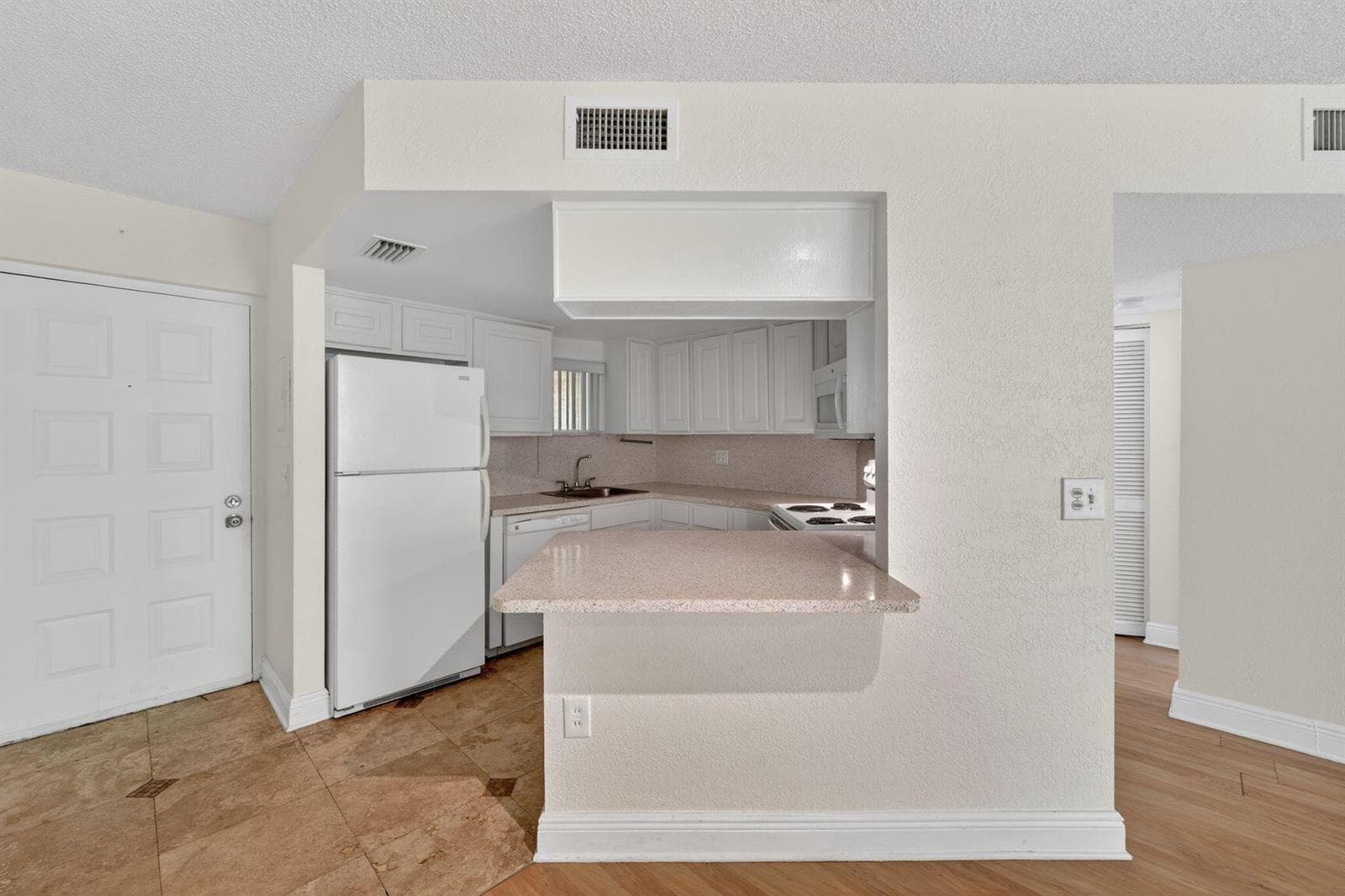 8353 Lake Drive # 204, Doral FL 33166 — 7