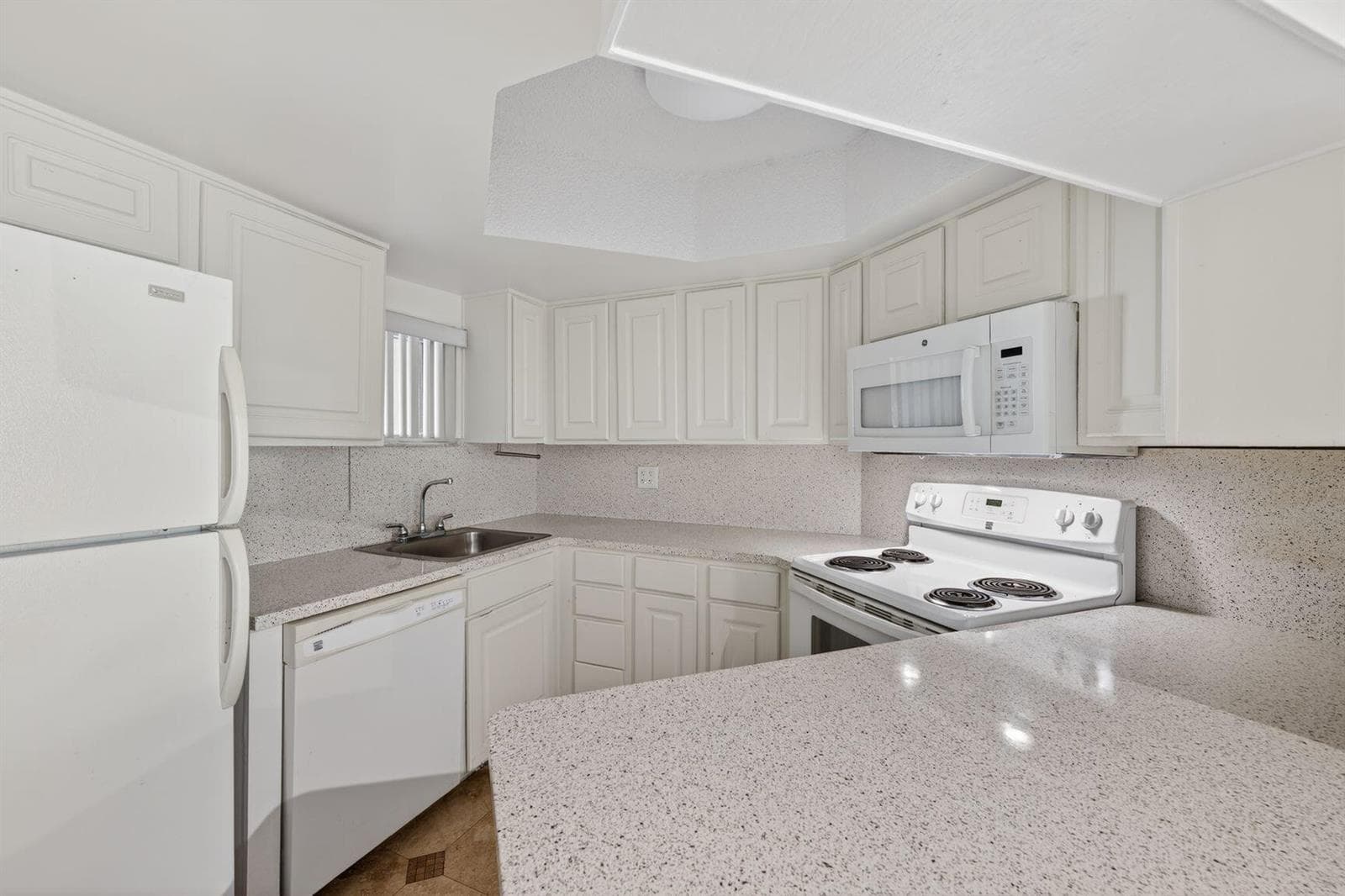 8353 Lake Drive # 204, Doral FL 33166 — 8