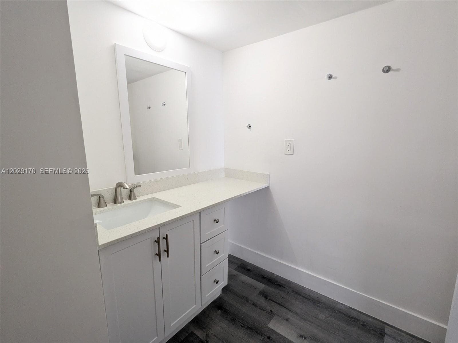 555 NE 15th St # 12D, Miami FL 33132 — 16