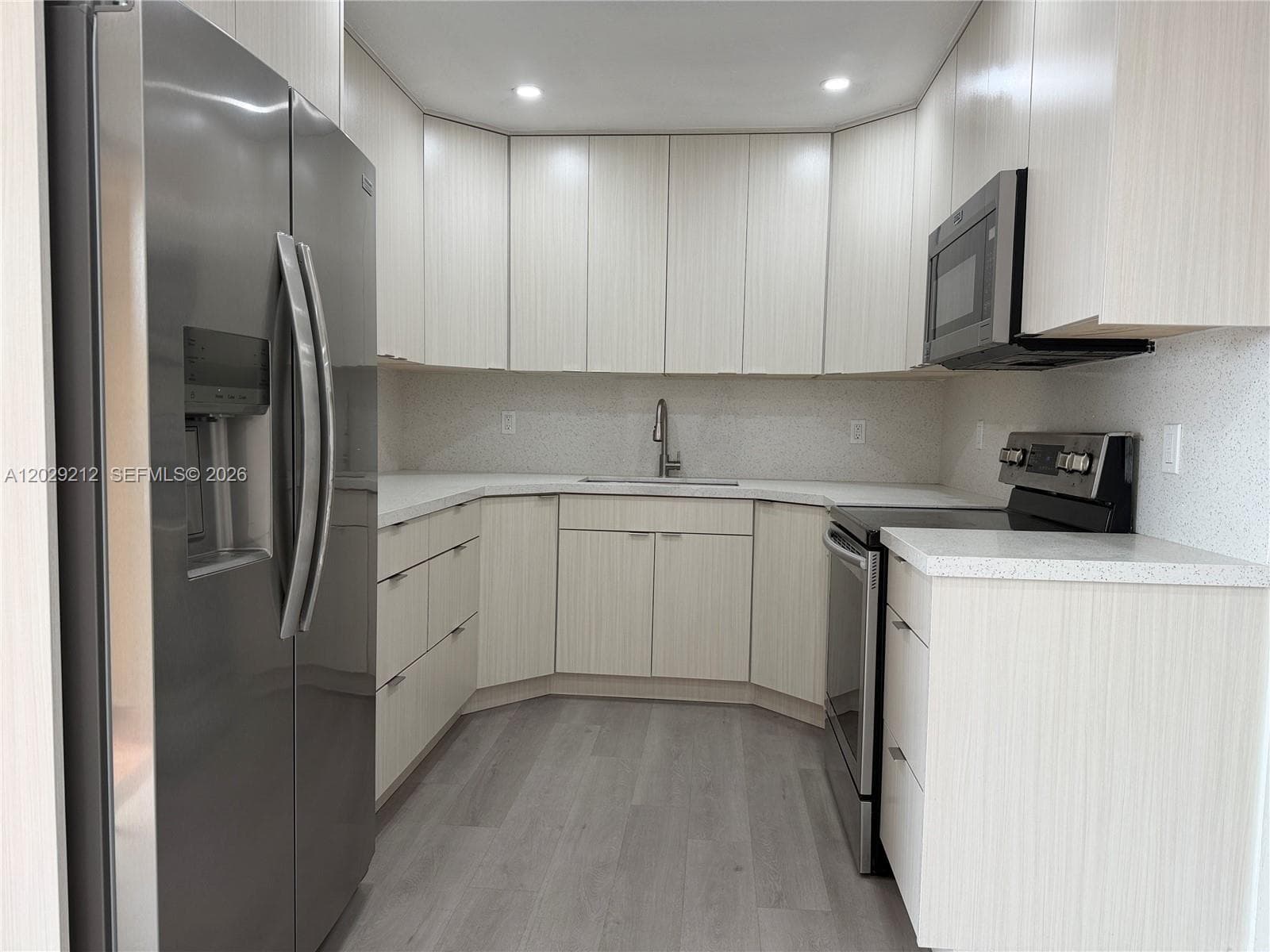 3021 W 76th St # 201, Hialeah FL 33018 — 4