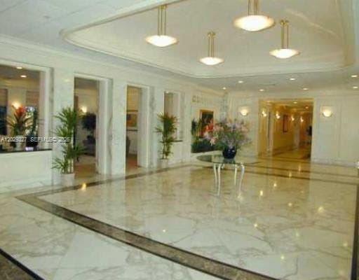 5700 Collins Ave # 8K, Miami Beach FL 33140 — 15
