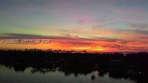5700 Collins Ave # 8K, Miami Beach FL 33140 — 4