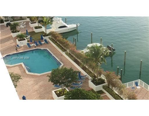 5700 Collins Ave # 8K, Miami Beach FL 33140 — 21