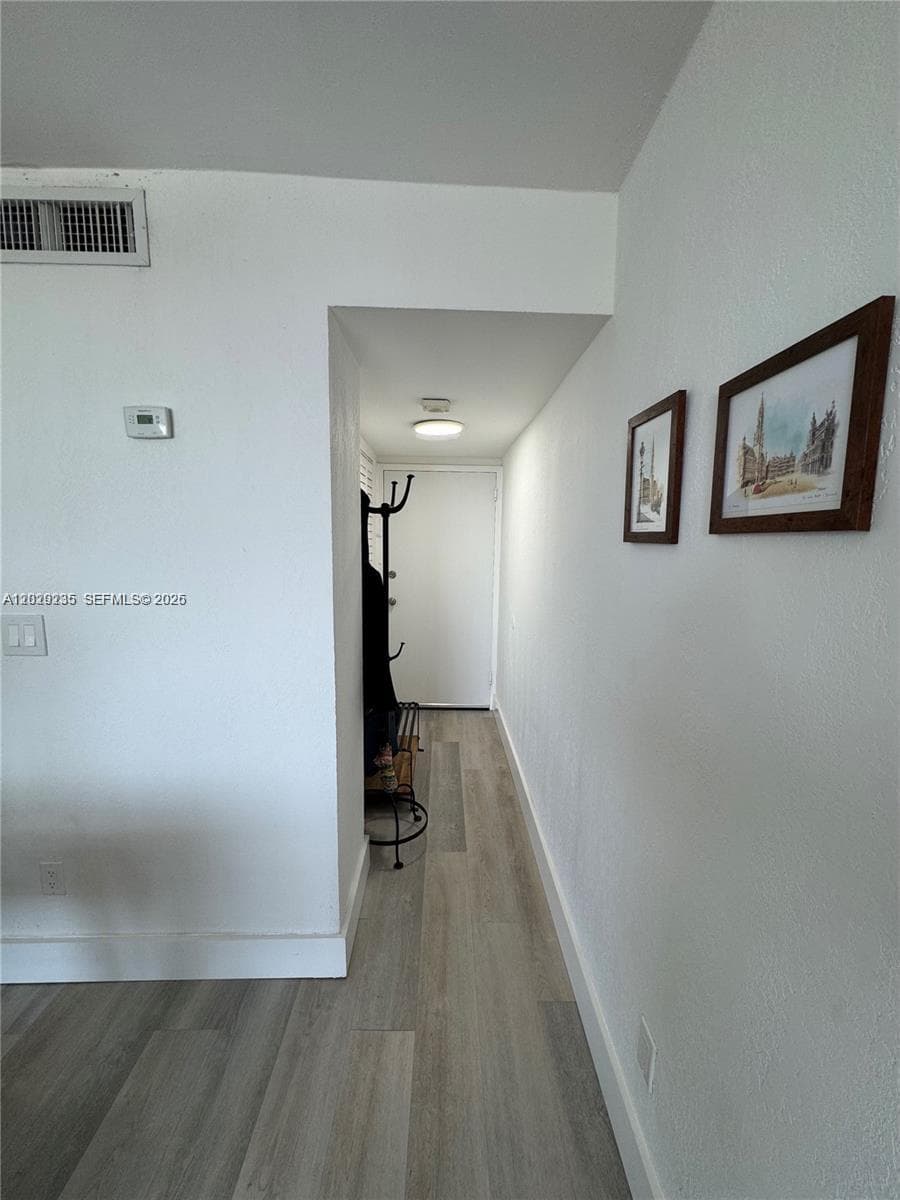 2000 NE 135th St # 609, North Miami FL 33181 — 16