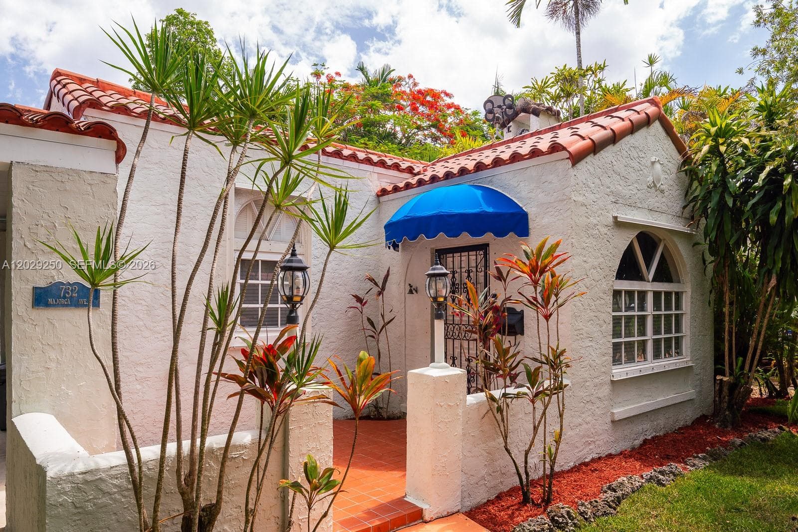 732 Majorca Ave, Coral Gables FL 33134 — 2