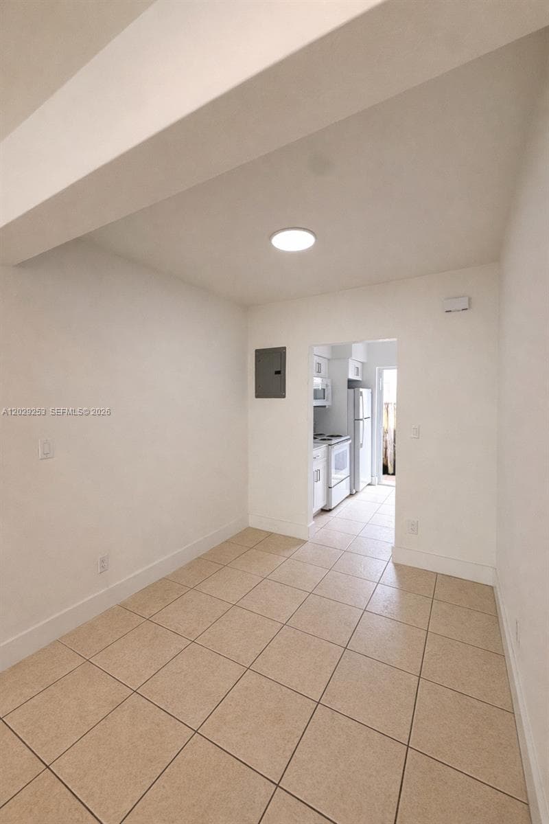 935 Bay Dr # 9, Miami Beach FL 33141 — 3