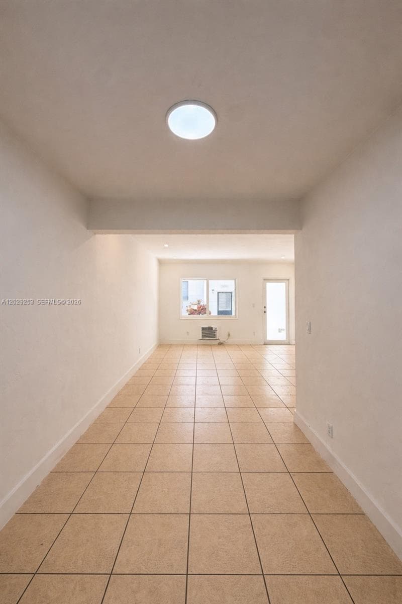 935 Bay Dr # 9, Miami Beach FL 33141 — 4