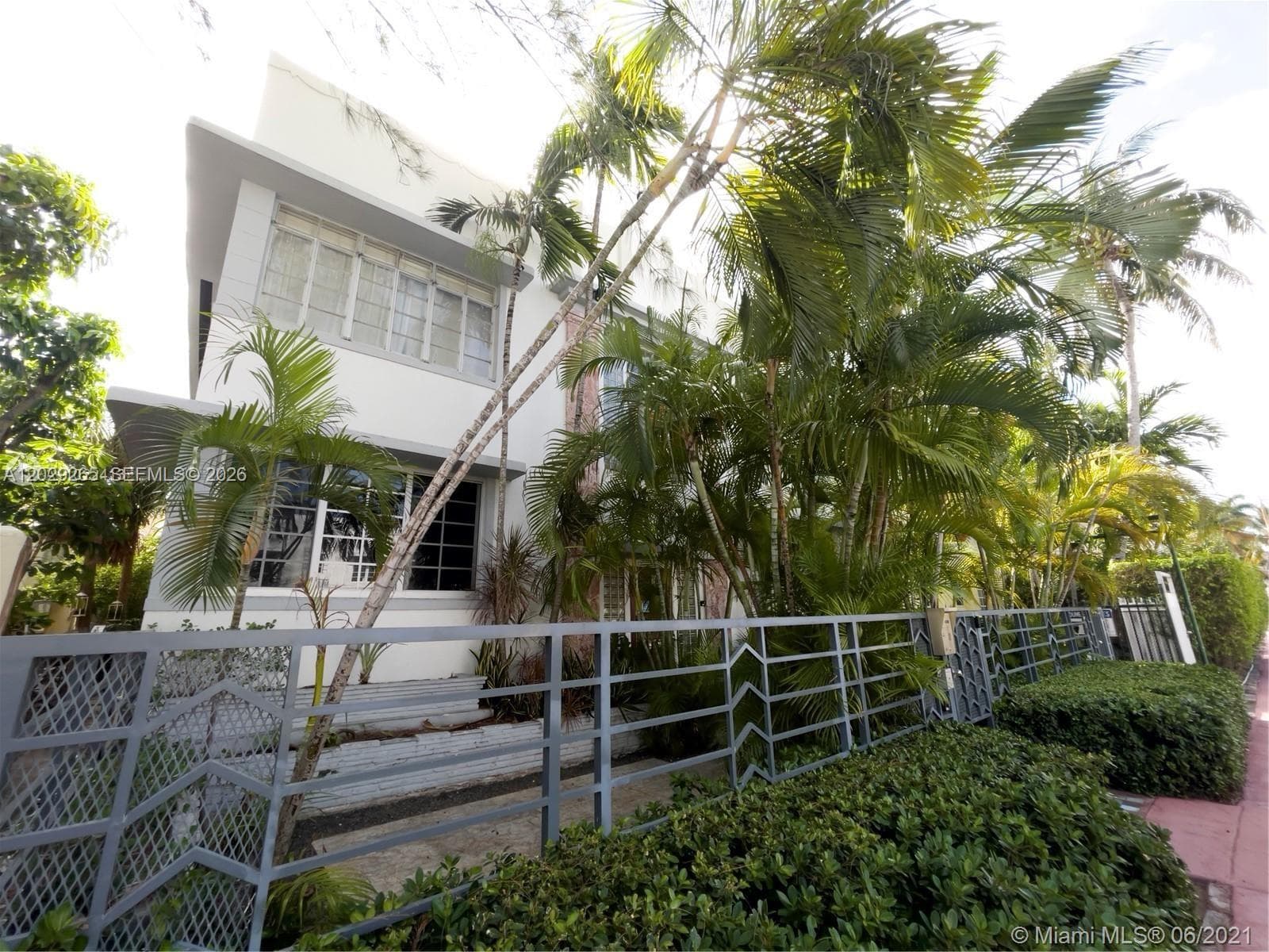 1611 Euclid Ave # 11, Miami Beach FL 33139 — 1